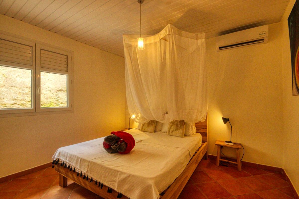 29Location villa piscine le diamant martinique_la chambre 3